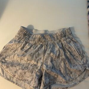 Lululemon track that short